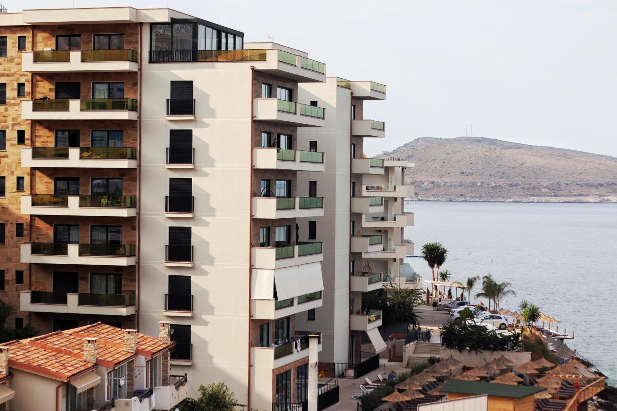 Golden Beach Suites Σαράντα Εξωτερικό φωτογραφία