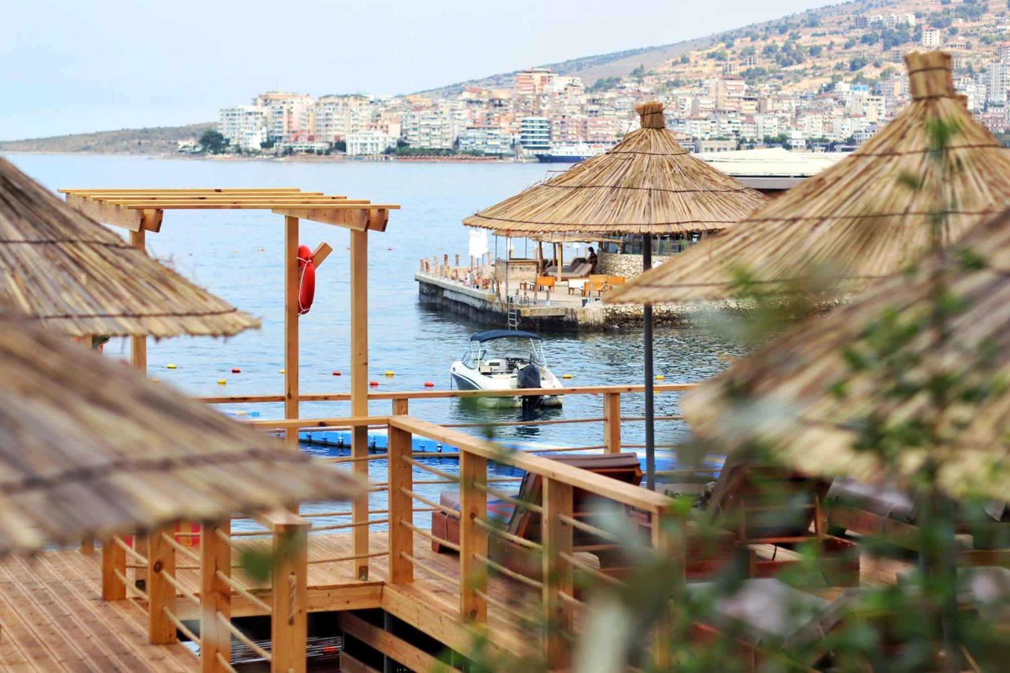 Golden Beach Suites Σαράντα Εξωτερικό φωτογραφία