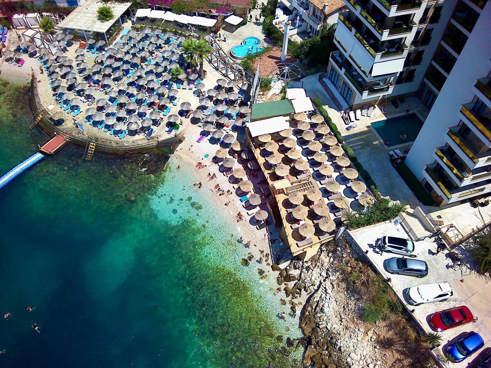 Golden Beach Suites Σαράντα Εξωτερικό φωτογραφία
